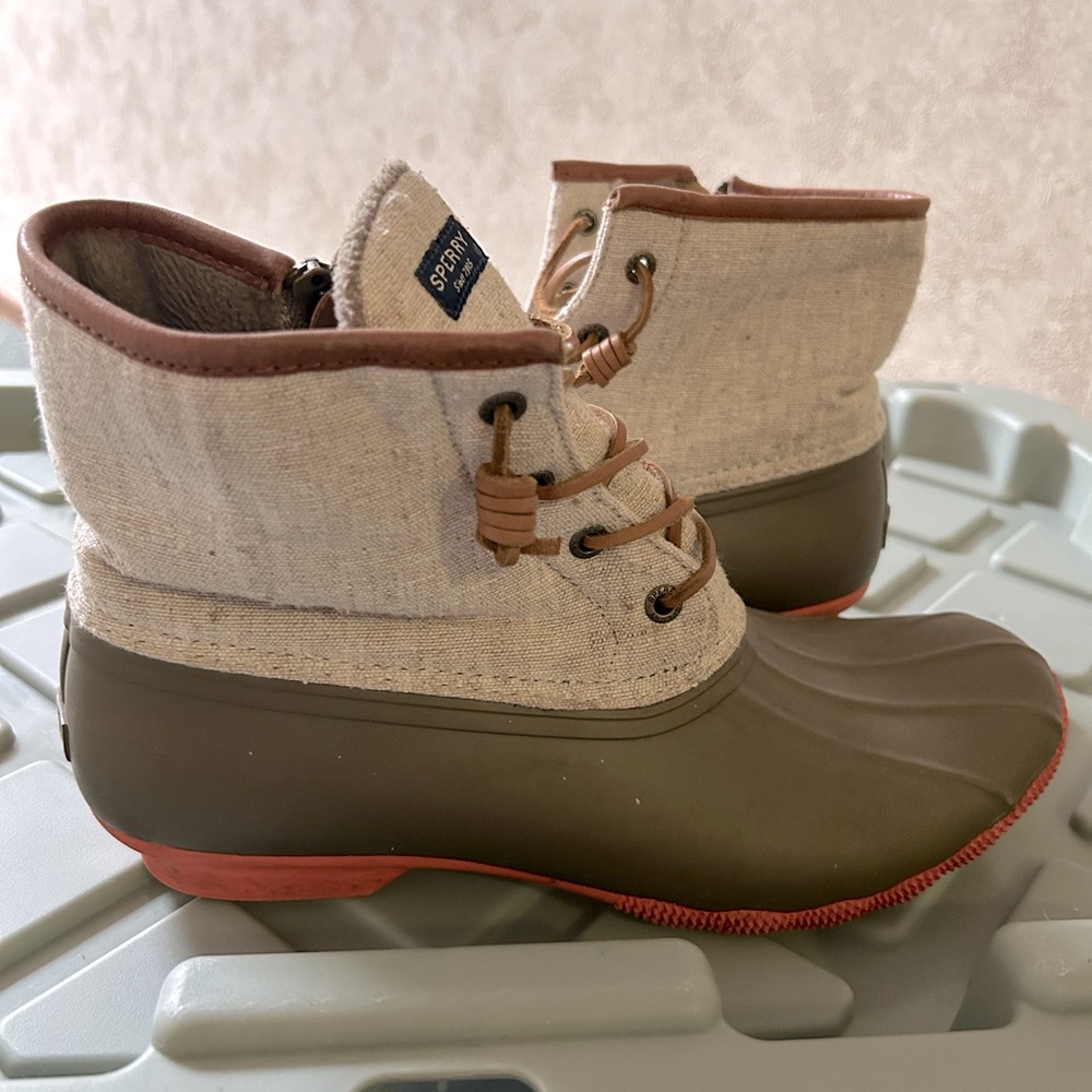 Sperry Boots